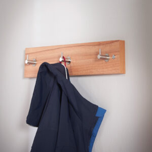 bedroom1_coat_hanger